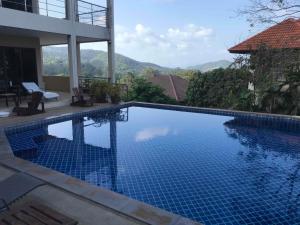 Bel Appartement T2 avec Vue Mer & Piscine à Chaweng hill