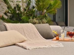 seven x seven Itoshima