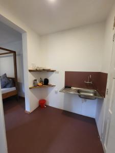 House, towncenter, near togood restaurants,