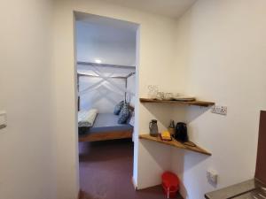 House, towncenter, near togood restaurants,