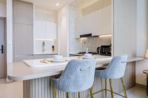 Vacationer Holiday Homes l Elite 1 Bed l Private Pool l Near Circle Mall in JVC