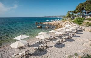 2 Bedroom Amazing Stacaravan In Krk