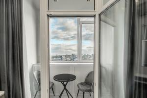 27 МММ ККК ЦП вхід з Філатова вулиця Джона Маккейна, 7