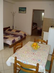 One-Bedroom Apartment in Senj III