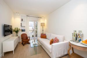 ChezmoiHomes Balcon del Cipres 1