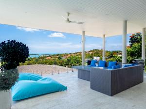 Luxe 4BR Sunset Seaview Villa Private Infinity