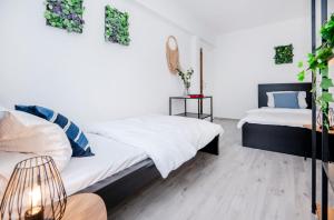 SpaceStays Mülheim Apartment Küche WIFI Zentral