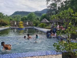 Omal Resort