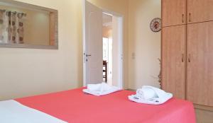 Fotis and Linda Apartment 3 or 4 in Corfu