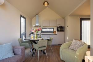 Tiny house with garden in Oud Ade - Tuin van Keet - 26