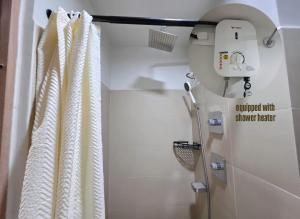 Urban Bliss Stays Shore 3 Residences MOA with free wifi and netflix