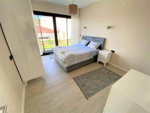 Located 3 km from the center of Çeşme