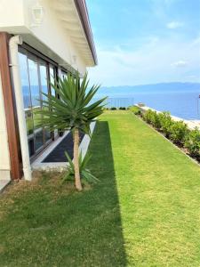 Located 3 km from the center of Çeşme