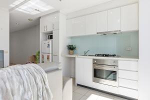 Luxury Sky High 2BR Spa, Pool and Gym