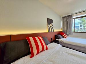 Midcentury Jomtien beach 50 meter Corner house