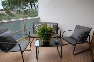 Poggio delle Ginestre Casa Vacanze Torre a Mare Bari Piscina Parcheggio 4 Ospiti