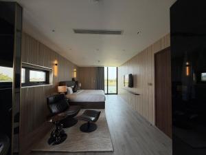 Luxury modern villa river views near city, beach