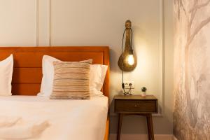 Banu Manta Victoria Square Apartment