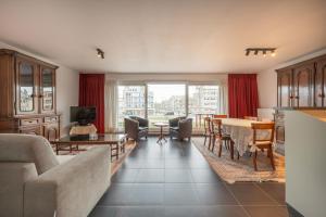 Spacious seaside apartment with terrace