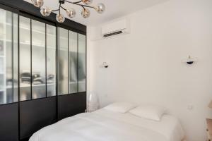 Luminous apartment with parking
