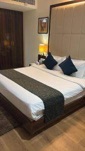 Krsna Lila By The Blues