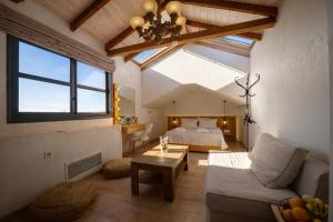 Panellinion Luxury Rooms