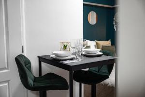 Secret Economy Studio Oasis