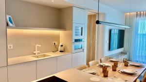 Miami Towers Luxury Experience