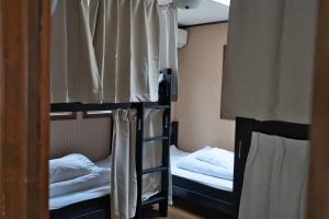 IZA Kamakura Guest House and Bar