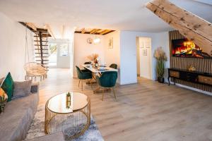 Helle City-Maisonette mit Balkon l WiFi