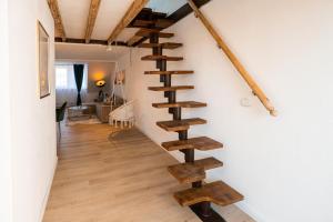 Helle City-Maisonette mit Balkon l WiFi