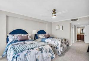 Luxury Two Bedroom Condo with Bay and Gulf Views