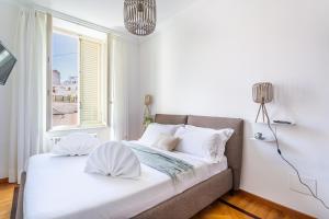 iFlat Stylish Crispi 20 Exclusive Apartment