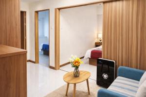 Grand Riviera Suites Apartment