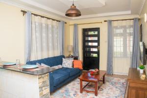 Cozy 1 Bedroom, Steps to Rupa Mall & City Center