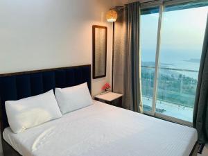 Niraki Standard Room With Seaview Balcony