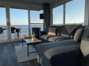 Floatinghouse Neptun - LP3