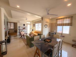 One Uptown 302 Central Stylish Modern 3BHK