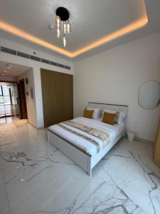 Azizi Riviera 61-unit 212 Fully Furnished