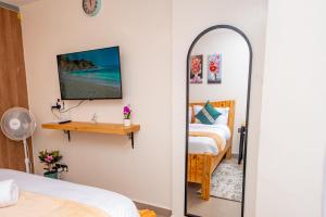 Skylax Stays at Balozi Suites , King Bed ,A Free Airport Pickup