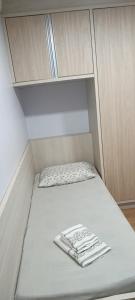 Doce Lar, Quarto Solteiro, Residência Familiar