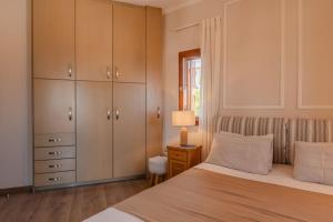 Solthira Villa 3BR Haven in Kyparissia 5 to Beach