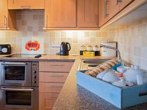 2 Bed in Bridport oc-dc015
