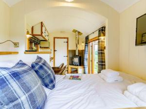 1 Bed in Pembroke oc-83421