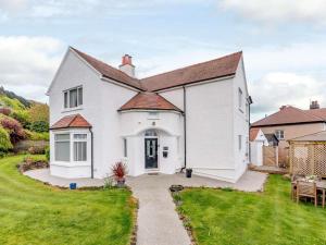 4 Bed in Llandudno oc-75466