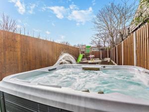 2 Bed in Rhyl oc-94036