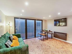 2 Bed in Rhyl oc-94036