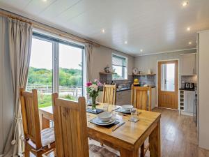 2 Bed in Conwy oc-60292