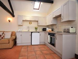 2 Bed in Bideford oc-infob