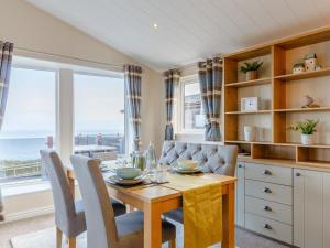 2 Bed in Brixham oc-79989